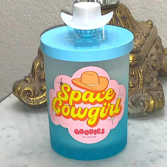 DW HOME CANDLE SPACE COWGIRL GOODIES 8.2 oz DISCO COWBOY 1 WICK NEW - Picture 3 of 6